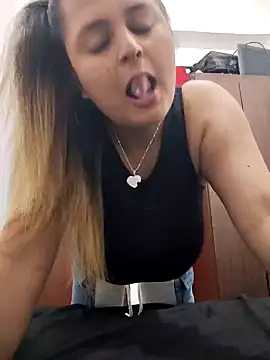 Miss balloonsmila online show from 2, 1, 2025