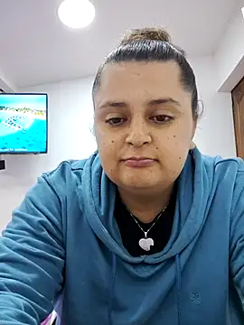 Miss balloonsmila online show from 6, 11, 2025