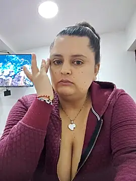 Miss balloonsmila online show from 24, 10, 2025