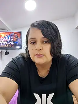 Miss balloonsmila online show from 24, 11, 2025