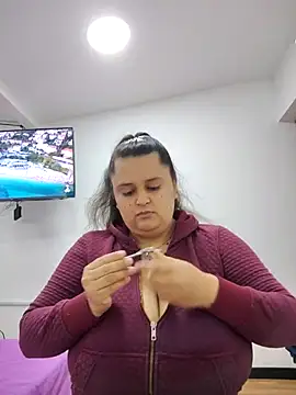 Miss balloonsmila online show from 19, 10, 2025