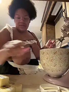 InterRacialFacial7296 online show from 9, 11, 2025