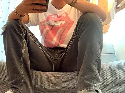 kuma0908 online show from 14, 9, 2025