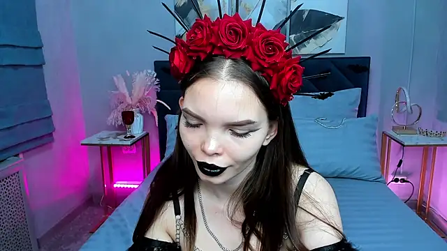 Curvy Dynamite  online show from 31, 10, 2025