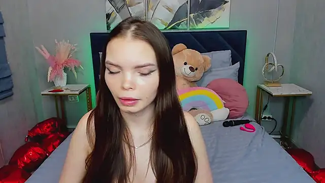 Curvy Dynamite  online show from 23, 3, 2026