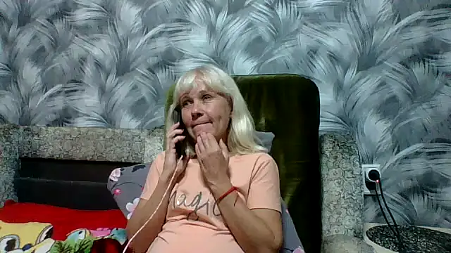 sakura blonde online show from 11, 10, 2025