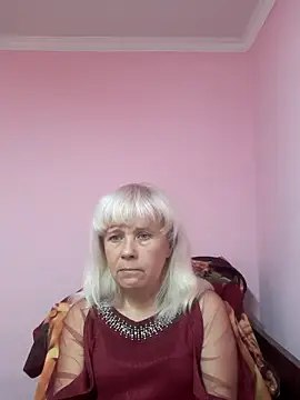 sakura blonde online show from 5, 12, 2025