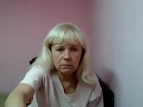 sakura blonde online show from 1, 3, 2025