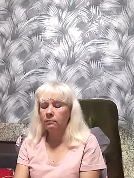 sakura blonde online show from 11, 11, 2025