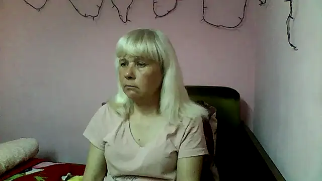 sakura blonde online show from 20, 3, 2026