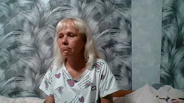 sakura blonde online show from 7, 10, 2025