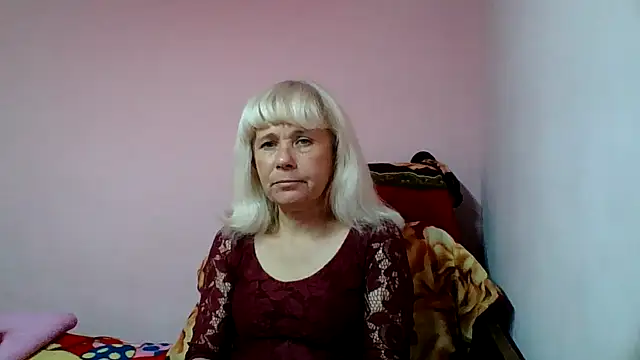 sakura blonde online show from 29, 11, 2025