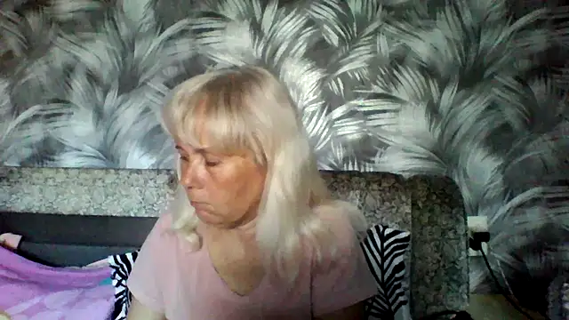 sakura blonde online show from 23, 3, 2026