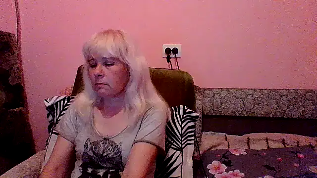 sakura blonde online show from 21, 4, 2026