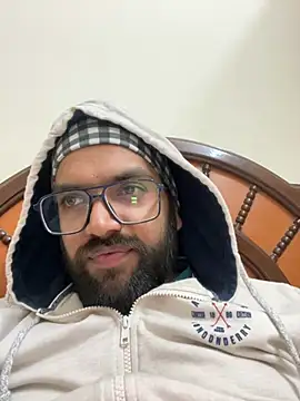 Arsh Loves Luv online show from 23, 12, 2024