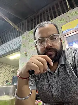 Arsh Loves Luv online show from 21, 1, 2025