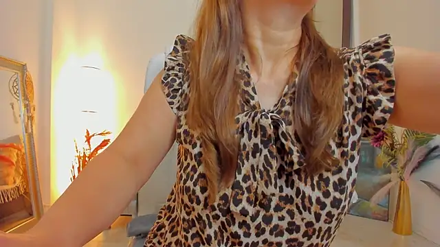 Julya Anna online show from 20, 7, 2026