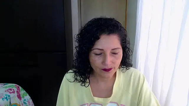 arianna ros3 online show from 24, 4, 2026