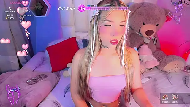 Snapshot of Aileen_18 chatting on 21, 11, 2025 Aileen 18 online show from 21, 11, 2025