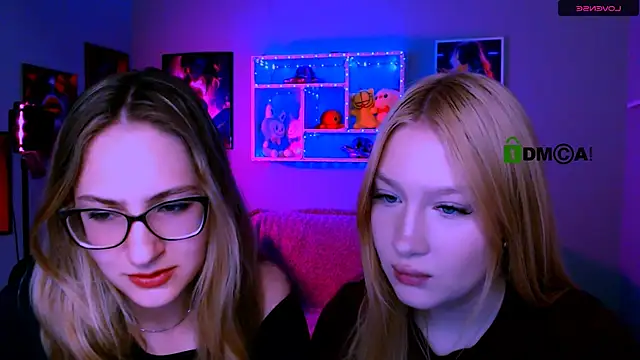 playful sophie online show from 15, 4, 2026