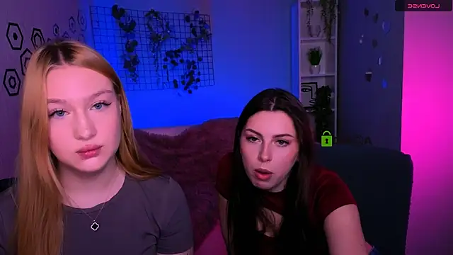 playful sophie online show from 24, 3, 2026