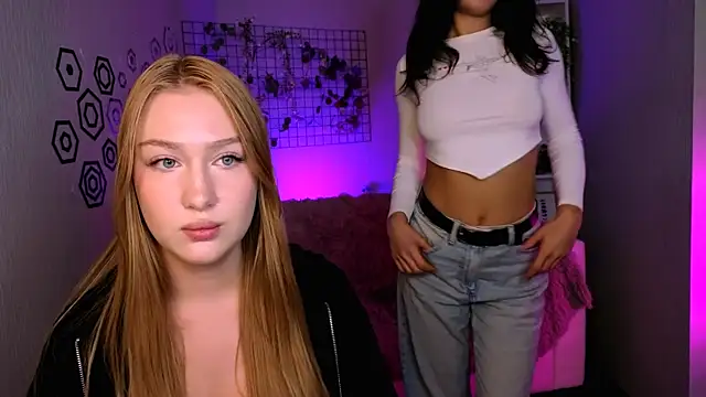 playful sophie online show from 5, 11, 2025