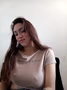 Snapshot of eriika_deep_ chatting on 13, 9, 2025 eriika deep online show from 13, 9, 2025