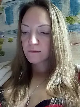 KattyLuuu online show from 14, 12, 2025