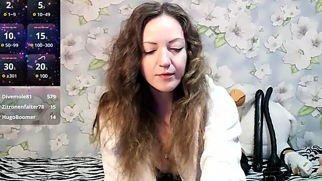 KattyLuuu online show from 17, 2, 2025