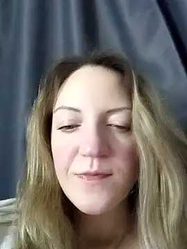 KattyLuuu online show from 25, 2, 2026