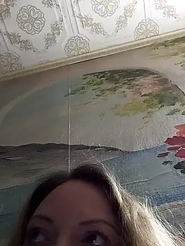 KattyLuuu online show from 29, 11, 2025