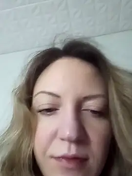 KattyLuuu online show from 28, 2, 2026