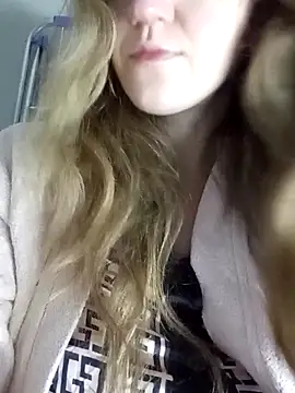 KattyLuuu online show from 3, 4, 2026