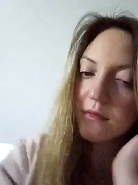 KattyLuuu online show from 26, 3, 2026