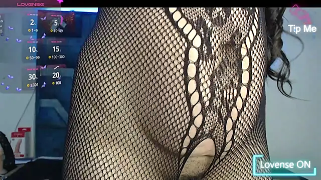 Snapshot of Roxan_Fox- chatting on 3, 1, 2025 Roxan Fox- online show from 3, 1, 2025