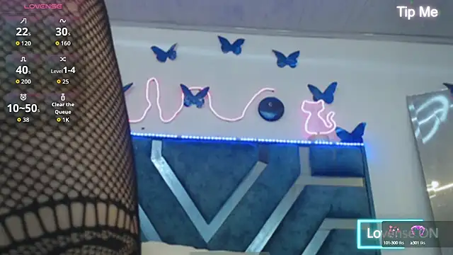 Snapshot of Roxan_Fox- chatting on 24, 9, 2025 Roxan Fox- online show from 24, 9, 2025