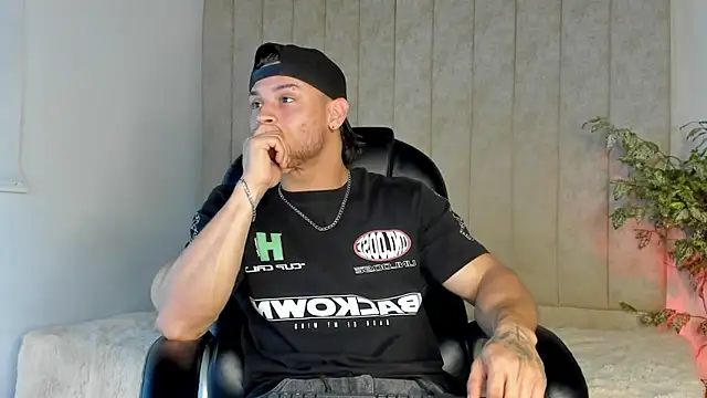 Snapshot of jeicob_gagnon chatting on 13, 11, 2025 jeicob gagnon online show from 13, 11, 2025