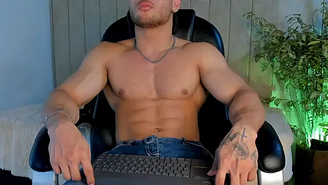 Snapshot of jeicob_gagnon chatting on 14, 11, 2025 jeicob gagnon online show from 14, 11, 2025