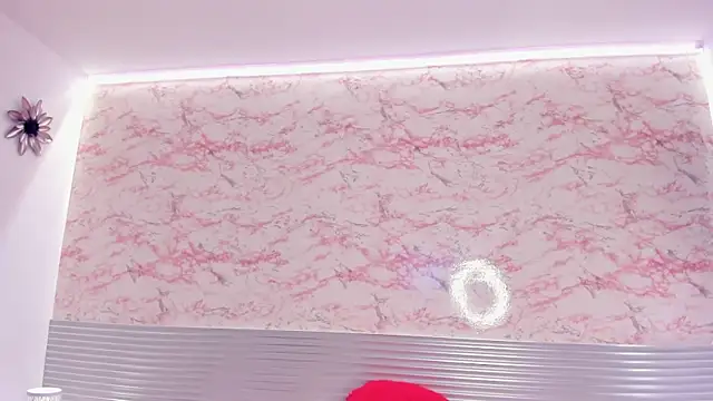 Camiilaa C online show from 2, 12, 2025