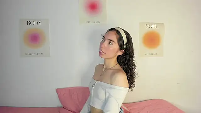 Snapshot of Ana_is_from_Heaven chatting on 12, 11, 2025 Ana is from Heaven online show from 12, 11, 2025