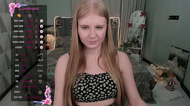 Miss Esmiie online show from 2, 1, 2025