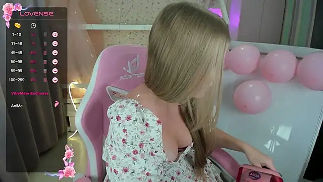 Miss Esmiie online show from 9, 2, 2025