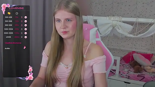 Miss Esmiie online show from 31, 12, 2024