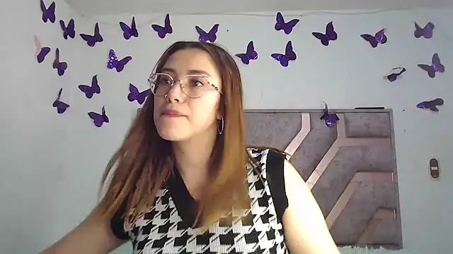 Anny Fox- online show from 6, 5, 2026