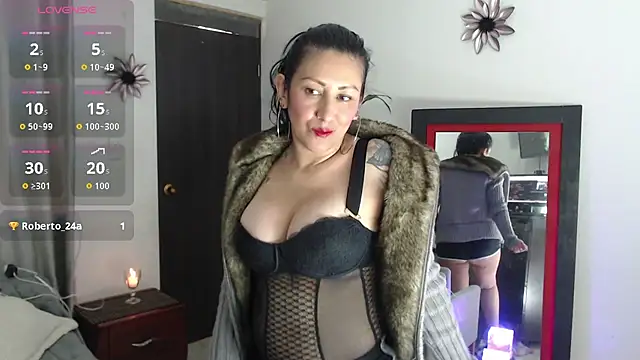 Snapshot of mrs_deborah chatting on 14, 9, 2025 mrs deborah online show from 14, 9, 2025