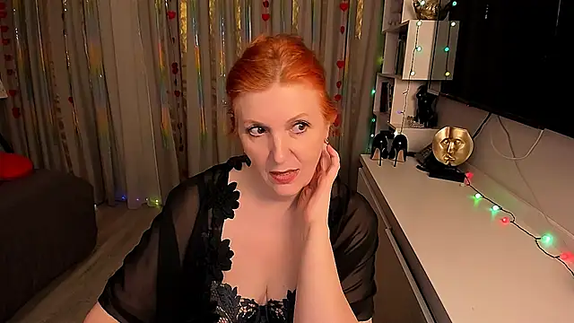 Fire-Fox-One online show from 26, 2, 2025