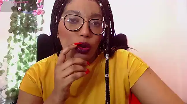 Snapshot of AmyBriiggs chatting on 28, 1, 2025 AmyBriiggs online show from 28, 1, 2025