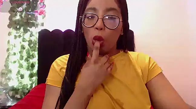 Snapshot of AmyBriiggs chatting on 1, 2, 2025 AmyBriiggs online show from 1, 2, 2025