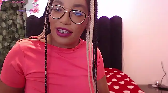 Snapshot of AmyBriiggs chatting on 9, 3, 2025 AmyBriiggs online show from 9, 3, 2025