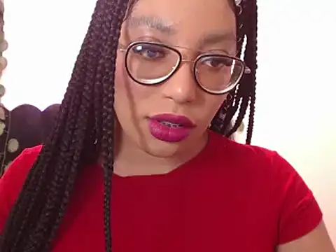 Snapshot of AmyBriiggs chatting on 13, 10, 2025 AmyBriiggs online show from 13, 10, 2025